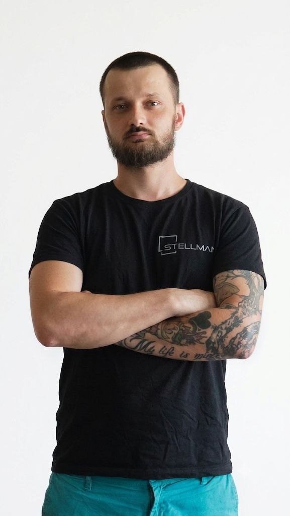 Костя — Спеціаліст з інтеграції освітлення STELLMAN